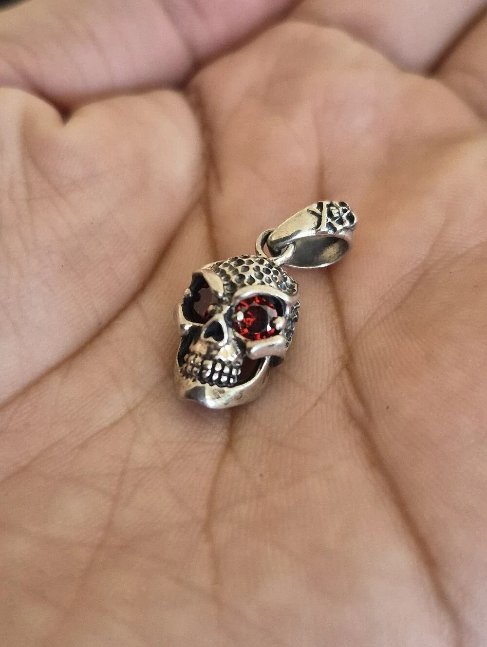 .925 Sterling Silver Skull with Red Eyes Pendant, Jewelry